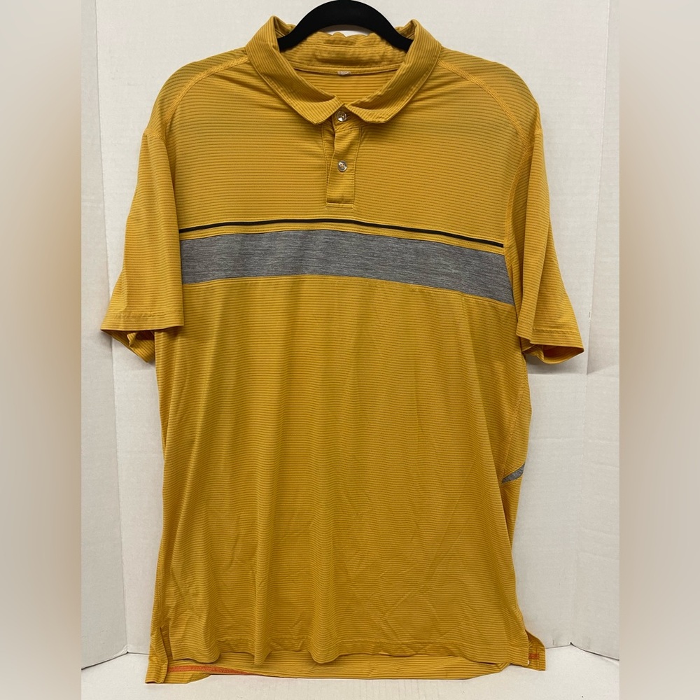 Mens Lululemon Evolution polo shirt size XL button up collar
